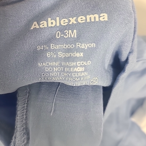 Aablexema Baby Blue & White Footed Pajama 2-Piece Set 0m-3m - Picture 3 of 6